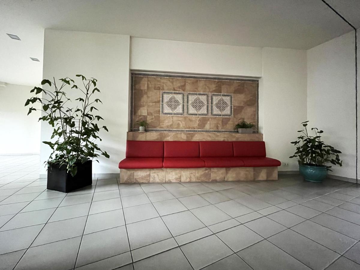 Jagielly Apartment ~ Self Check-In 24H ~ Parking & Lift Вроцлав Экстерьер фото